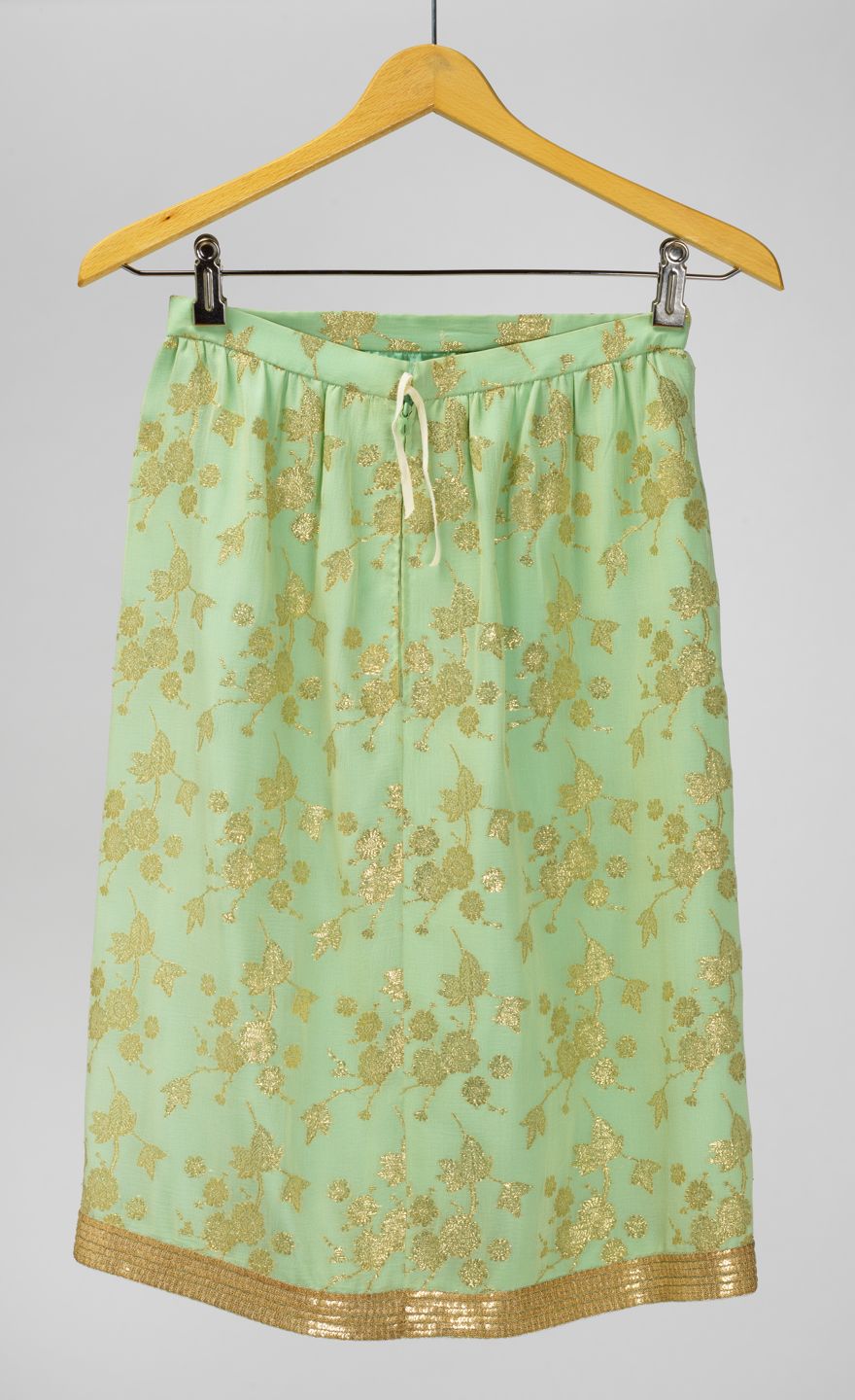 Conjunt de brusa i faldilla