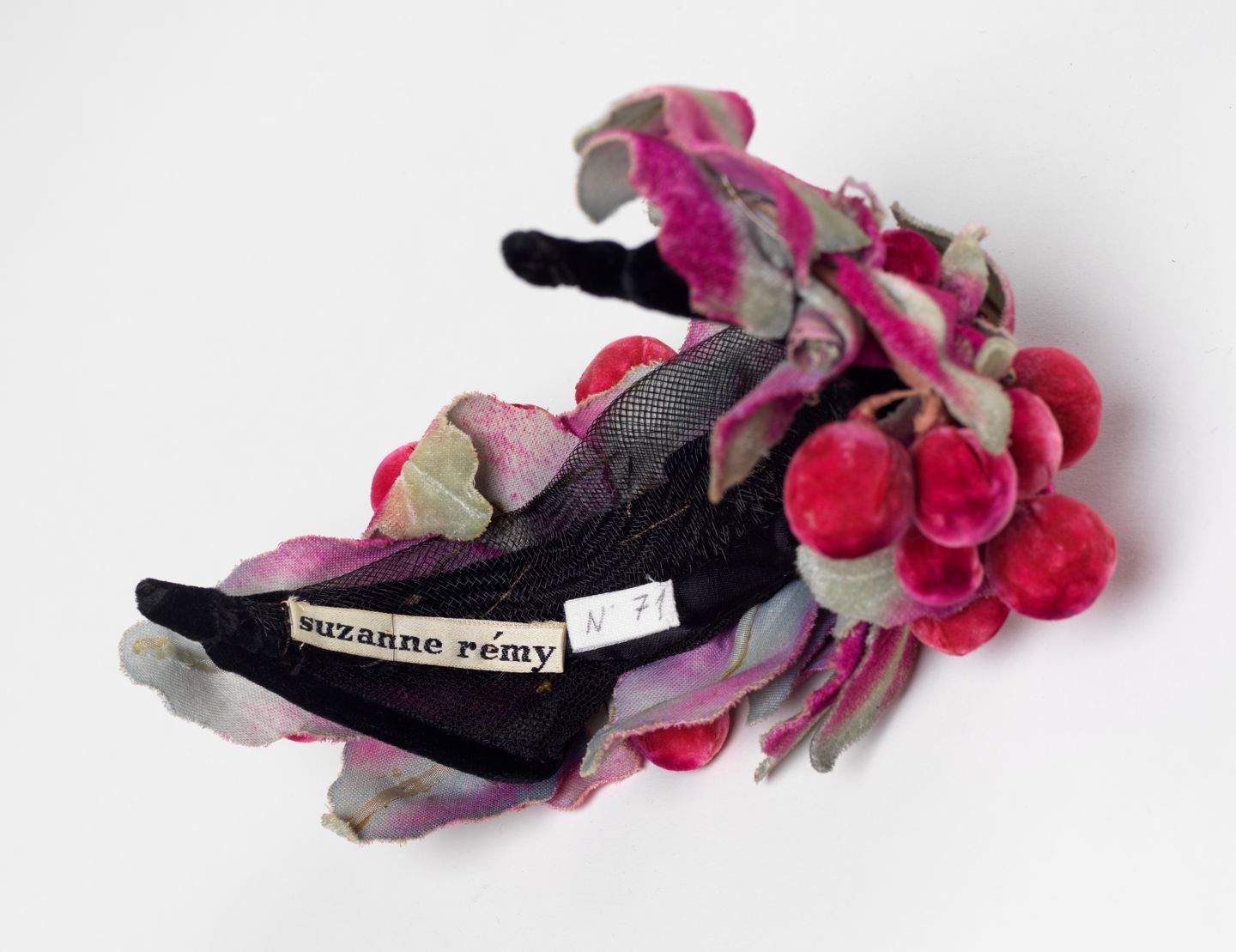 Diadema amb decoracions vegetals