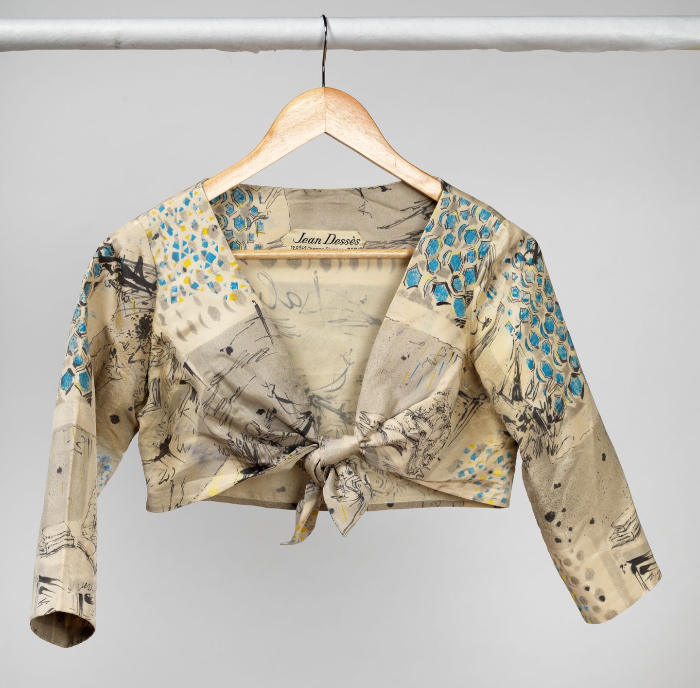 Conjunt de còctel amb estampat de Salvador Dalí a partir d’una litografia de la sèrie 