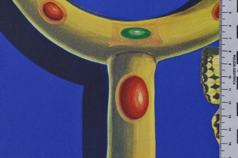 Surrealistic crutches